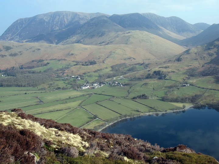 IMG_3125.JPG - The village of Buttermere and beyond it Grasmoor etc where I would be the next day.